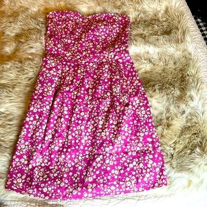 Floral print magenta sweetheart neckline strapless dress. Zip up back. *2